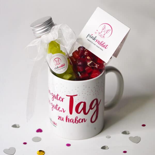 Geschenk-Set Guter Tag. Tasse mit Spruch und zwei verschiedenen Bonbon Sorten nach Wahl